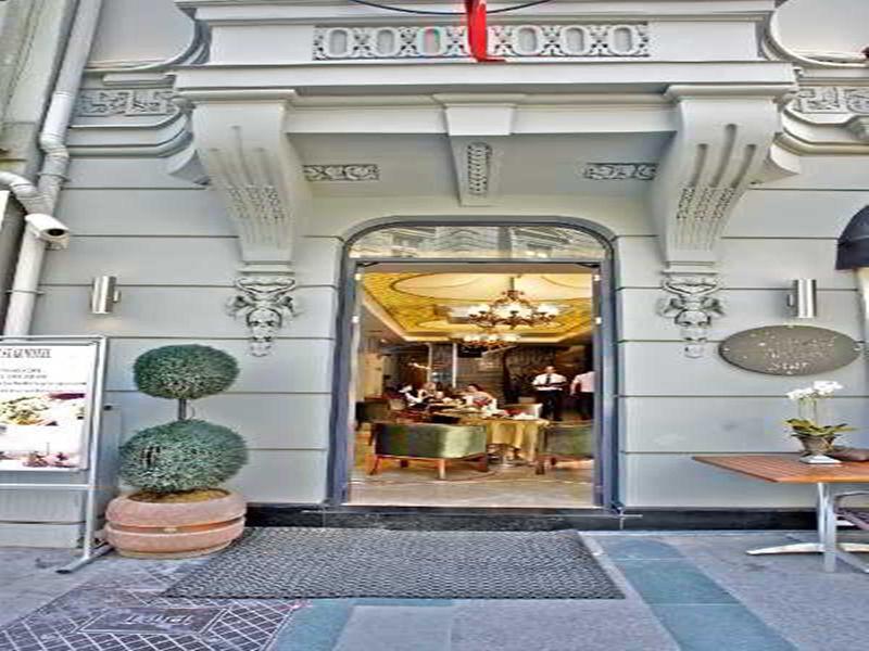 Taksim Star Hotel Istanboel Buitenkant foto