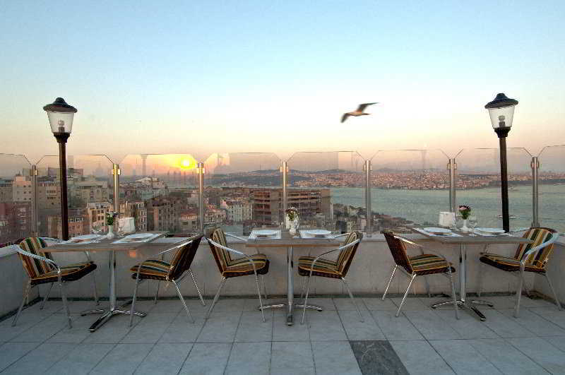Taksim Star Hotel Istanboel Buitenkant foto