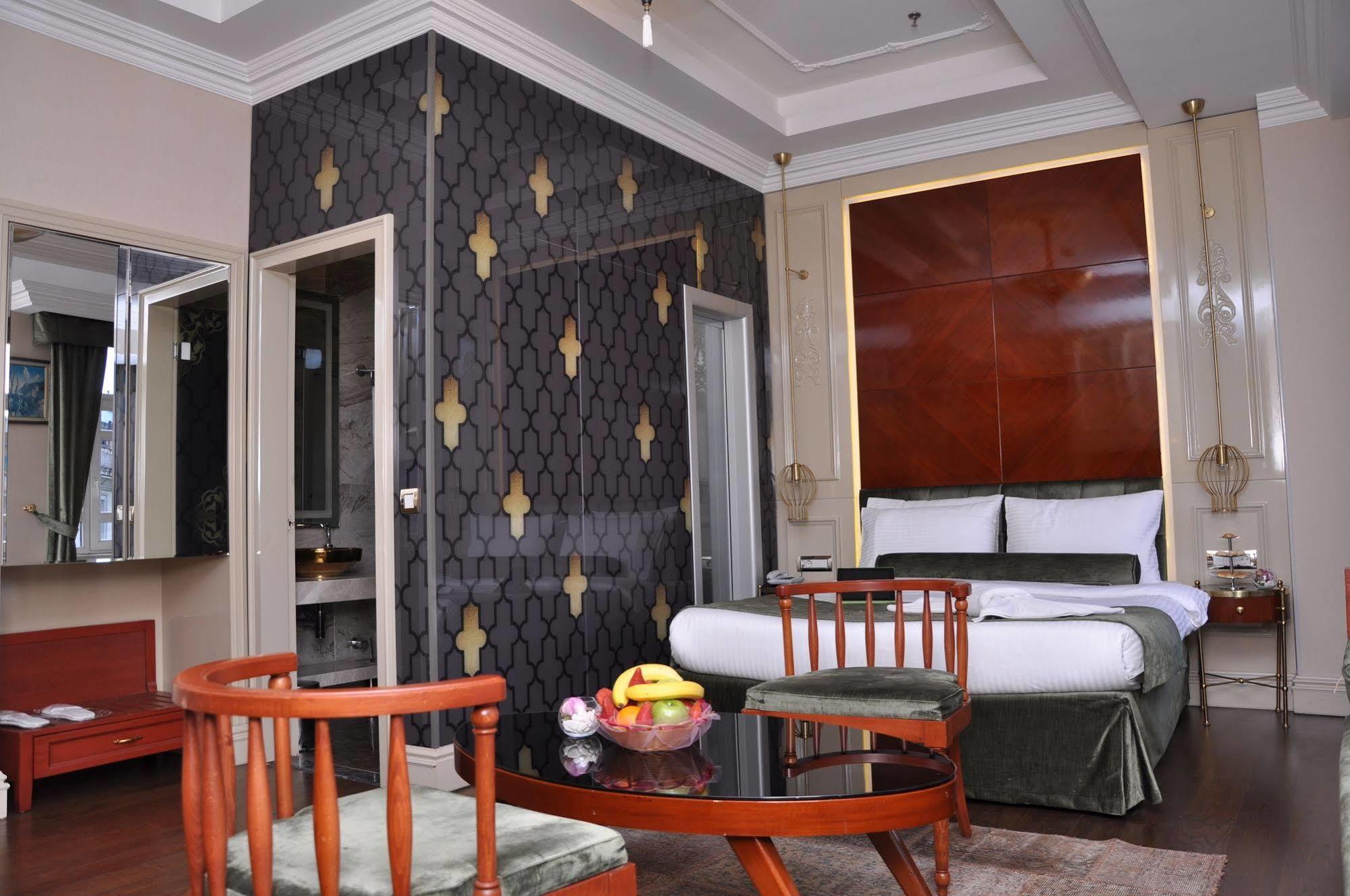 Taksim Star Hotel Istanboel Buitenkant foto
