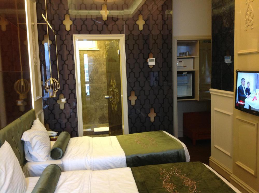 Taksim Star Hotel Istanboel Buitenkant foto
